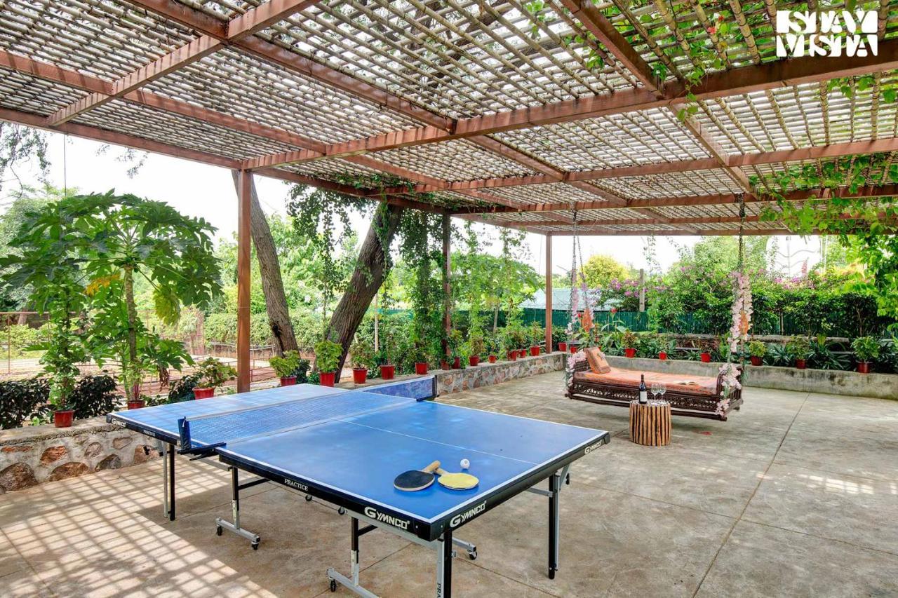 Stayvista At Idyllic Farmhouse - A Glasshouse With Outdoor Pool Gurgaon Exterior photo