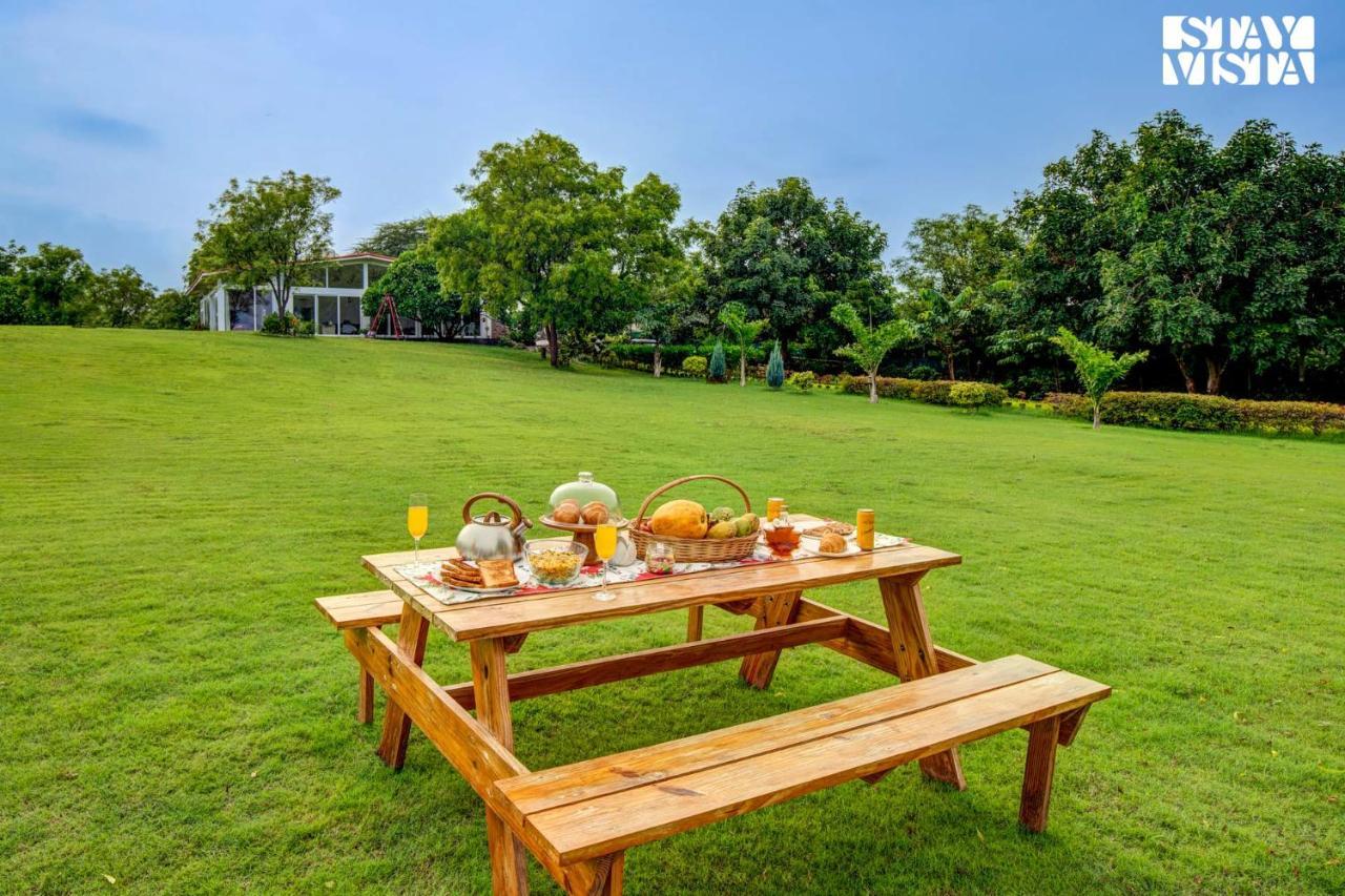 Stayvista At Idyllic Farmhouse - A Glasshouse With Outdoor Pool Gurgaon Exterior photo